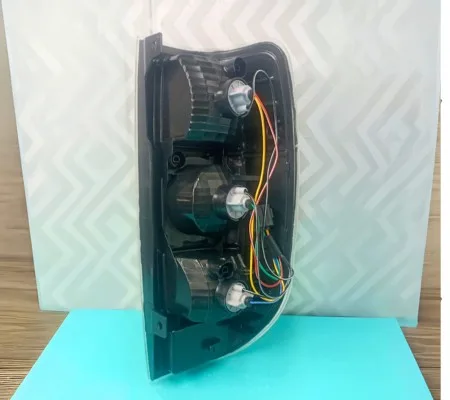 Stop Derecho Mazda BT50 - Image 2